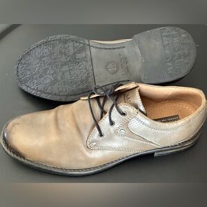 Lasocki Men’s Gray Leather Lace-Up Dress Shoes Size 9
